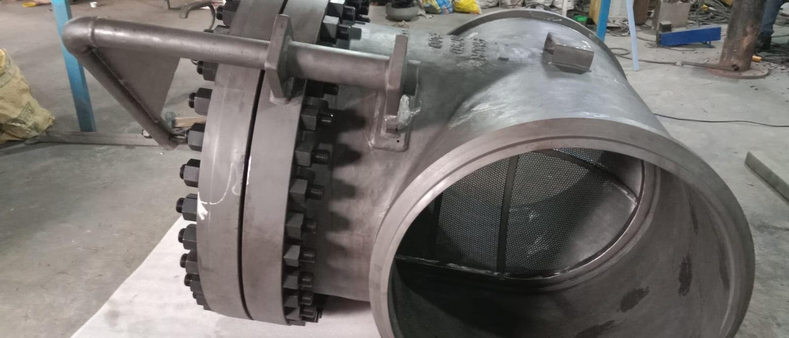 Large bore machining operation under way at the LKS Industries facility