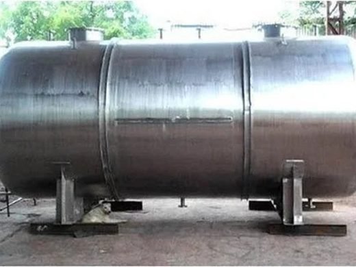 Horizontal stainless steel storage tank on fabricated saddle supports